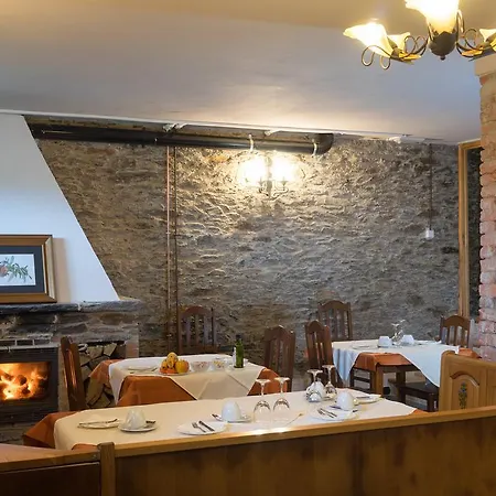 Rural Auristela Hotel 2*